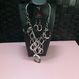 Paparazzi Silver Necklace and Earring Set